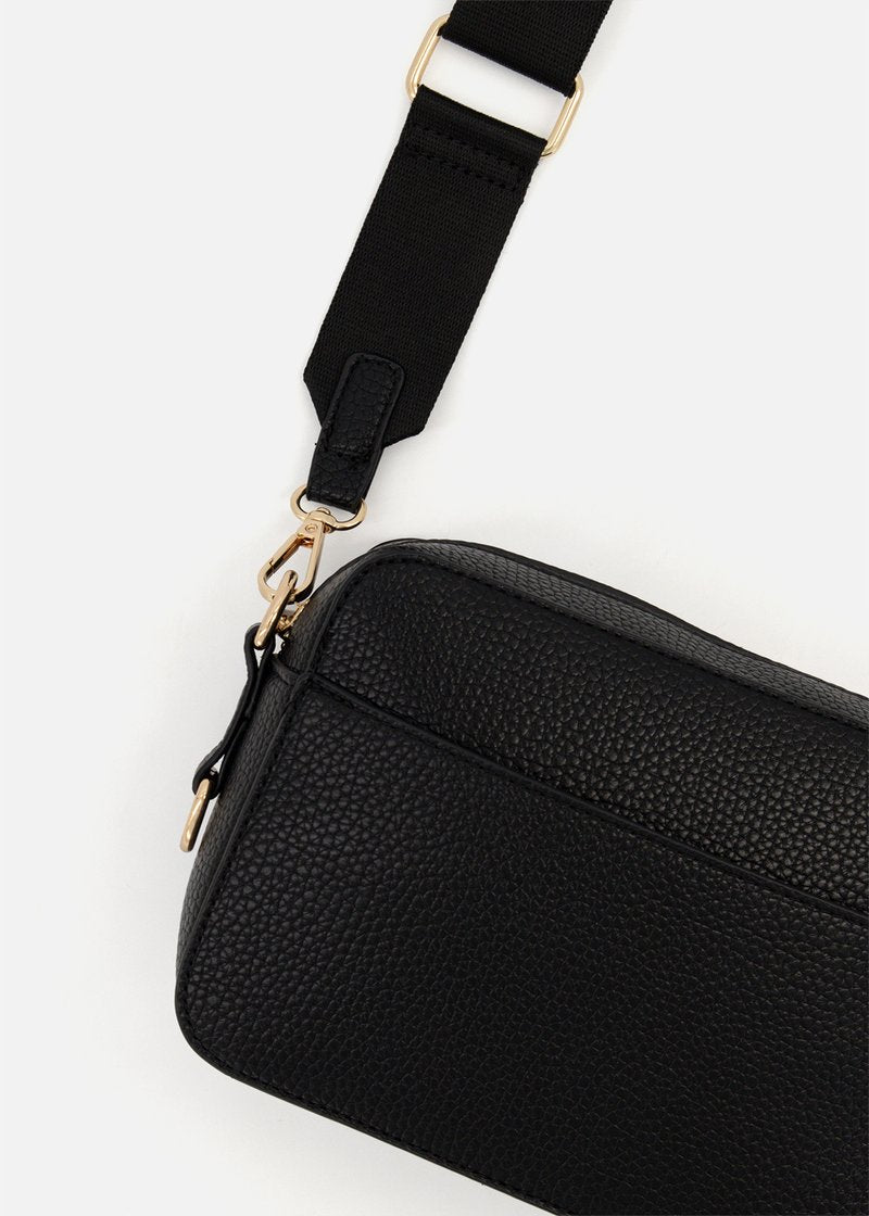 Pocket Camera Crossbody Bag - Mrchlabel