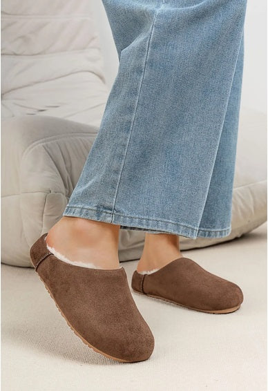 Suède Mules – Gevoerd & Comfortabel